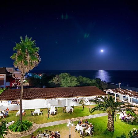 Hotel Federica Riace Marina Exteriör bild
