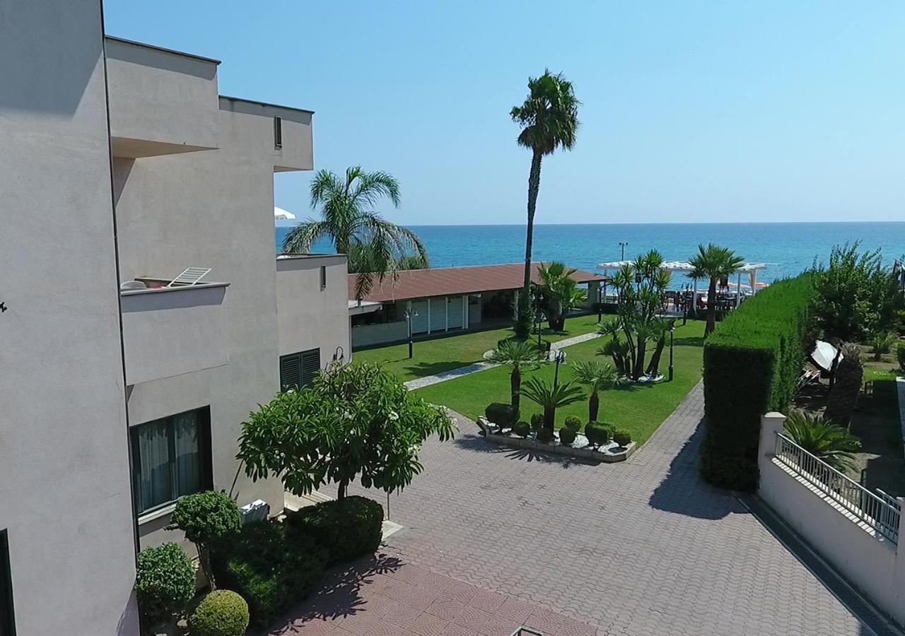 Hotel Federica Riace Marina Exteriör bild