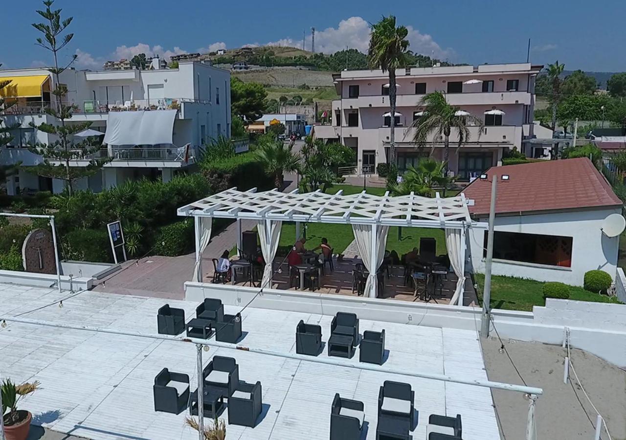 Hotel Federica Riace Marina Exteriör bild