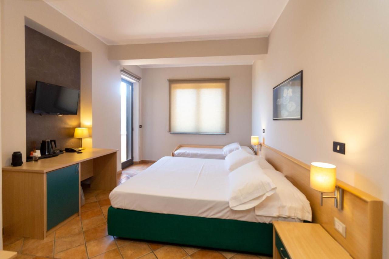 Hotel Federica Riace Marina Exteriör bild