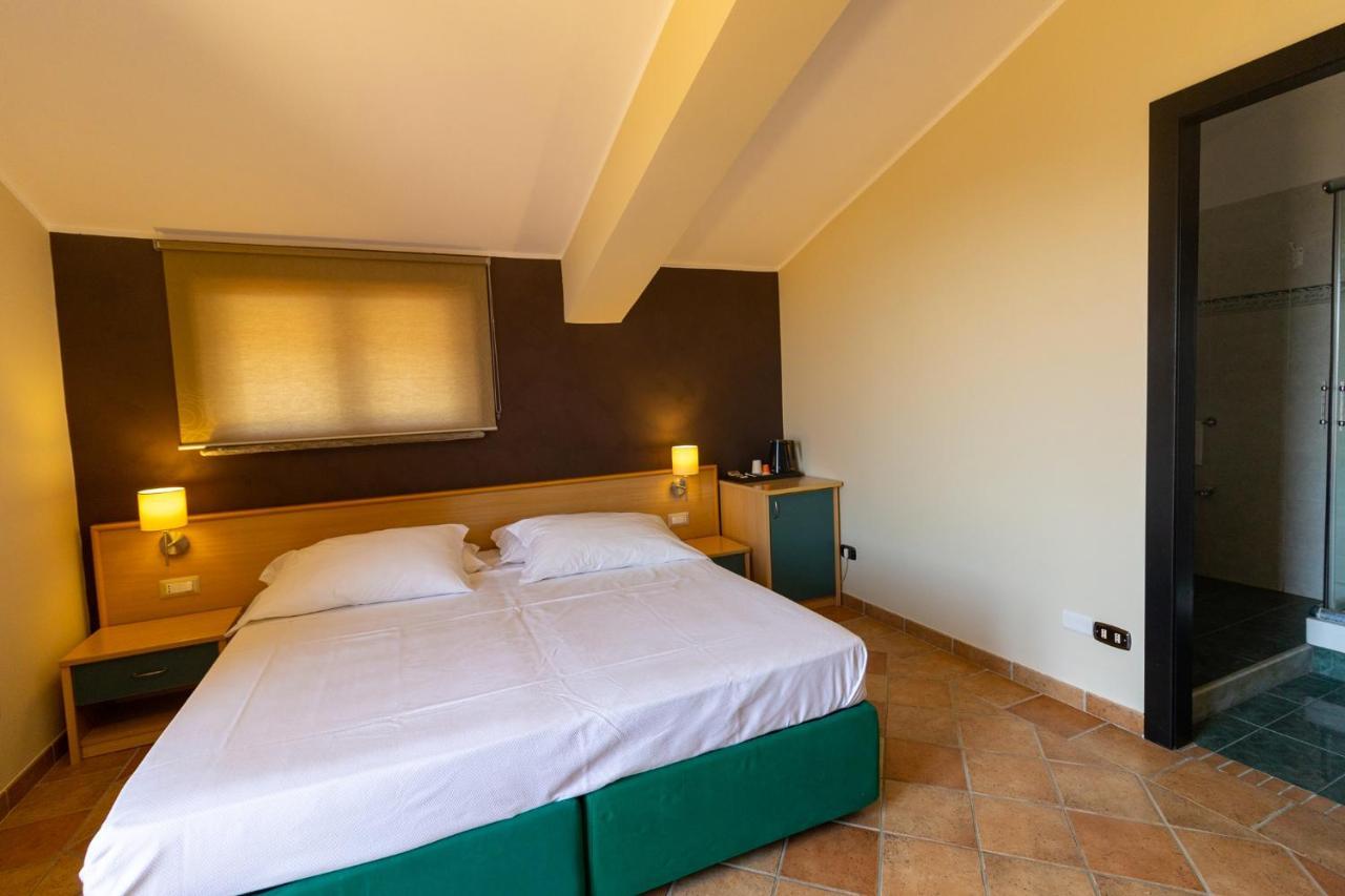 Hotel Federica Riace Marina Exteriör bild