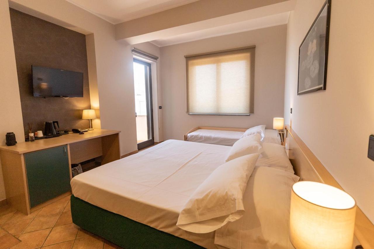 Hotel Federica Riace Marina Exteriör bild