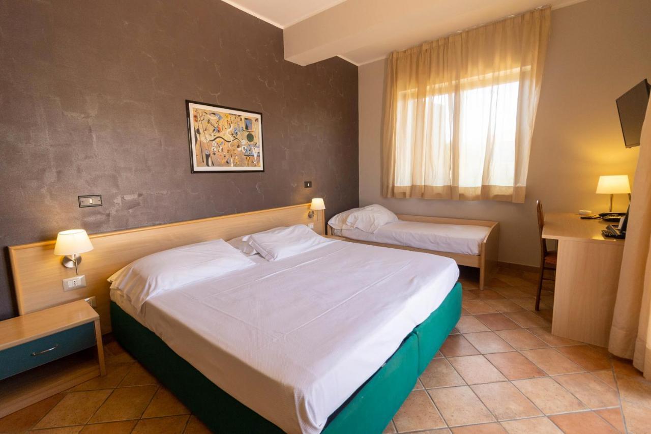 Hotel Federica Riace Marina Exteriör bild